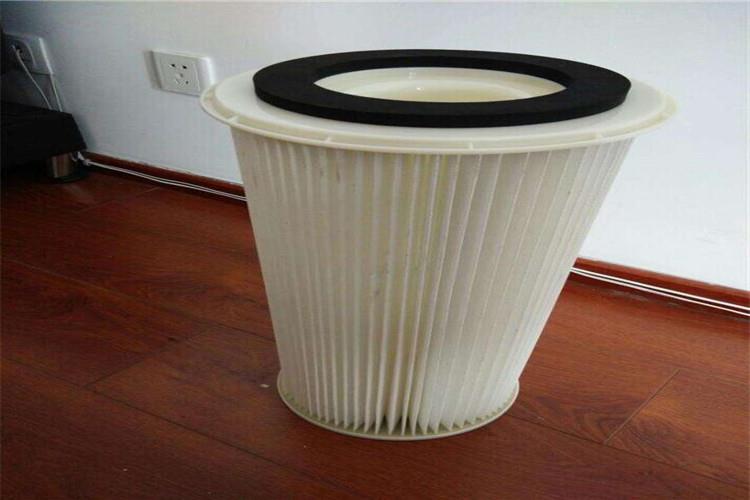 风机开云kaiyun（中国）还有一个显著的特点就是，体积小净化面积相对于布袋除尘器来说要大很多，这主要是源于滤筒除尘器的滤筒呈褶皱状的无形中增加了过滤面积