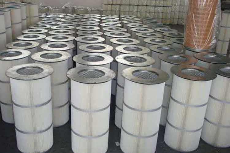 在使用粉尘开云kaiyun（中国）的时候，我们还需要对这些设备进行非常好的日常维护，只要能够做好设备的维护工作