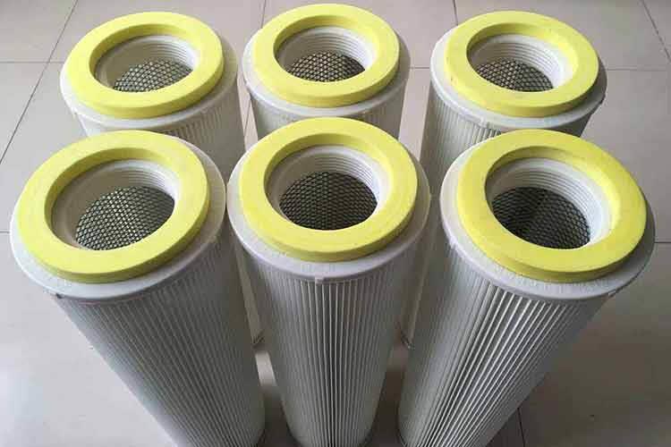 含尘气体进入高效开云kaiyun（中国）后，由于气流端面的突然扩大及气流分布板的作用