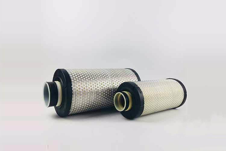 对于开云app官方在线入口冒烟的发动机，可以拆下进气管，然后观察气缸盖的进气口